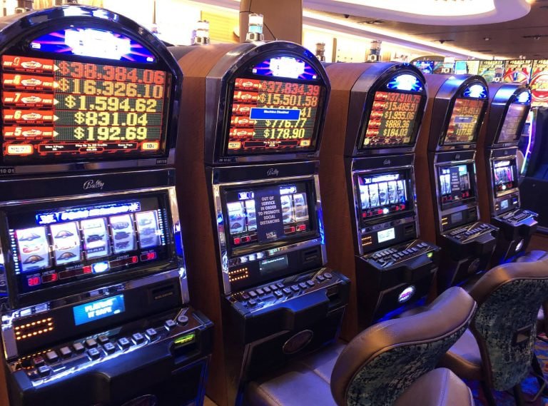 Mobile phone showing jilivs site live betting odds for basketball game in Philippines